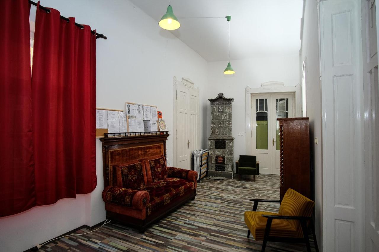 Appartement Szorcsik Haz 1913 à Senta Extérieur photo