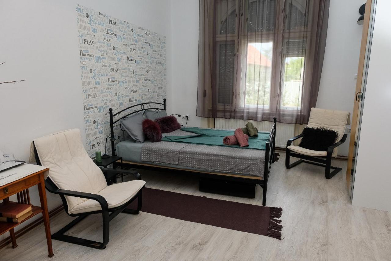 Appartement Szorcsik Haz 1913 à Senta Extérieur photo
