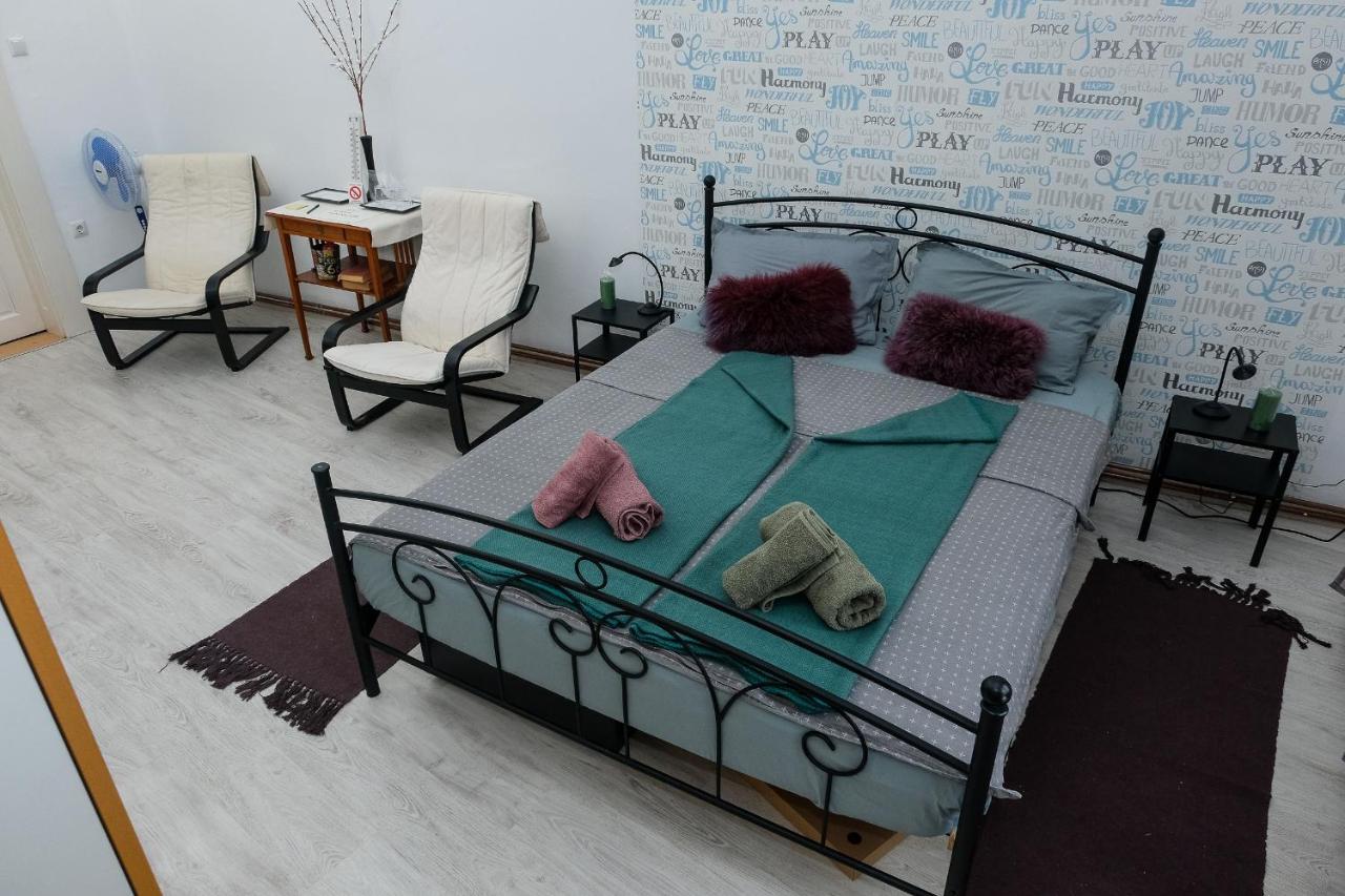 Appartement Szorcsik Haz 1913 à Senta Extérieur photo